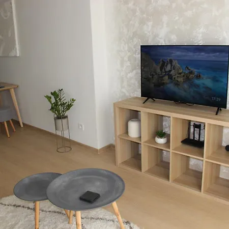 Apartment Pod Rotundou *
