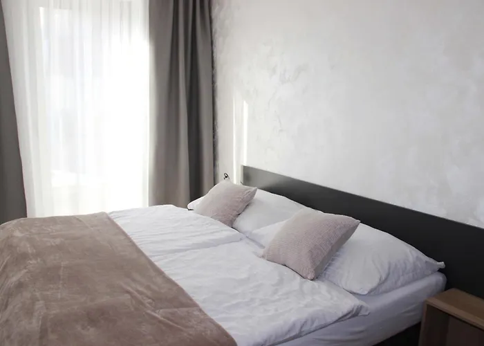 아파트 Pod Rotundou *